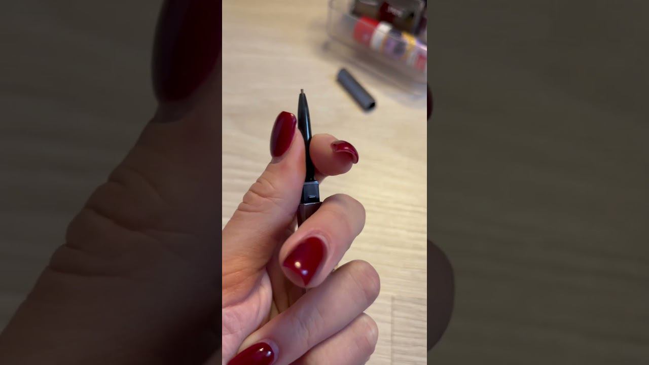 Карандаш для бровей