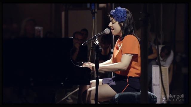 Di Luce Propria - Roberta Giallo смотреть онлайн