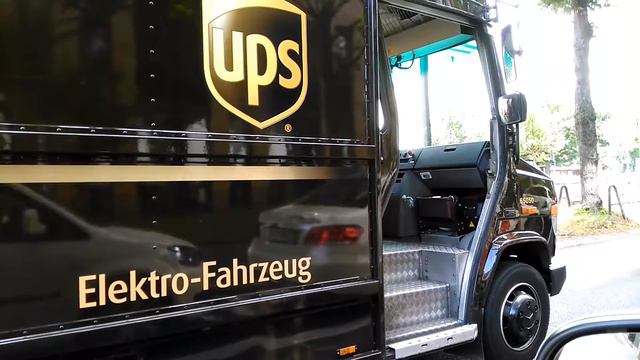 UPS Mercedes Vario Elektro Antrieb смотреть онлайн