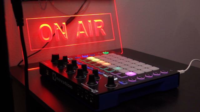Modern Hip Hop Beats on the Novation Circuit смотреть онлайн