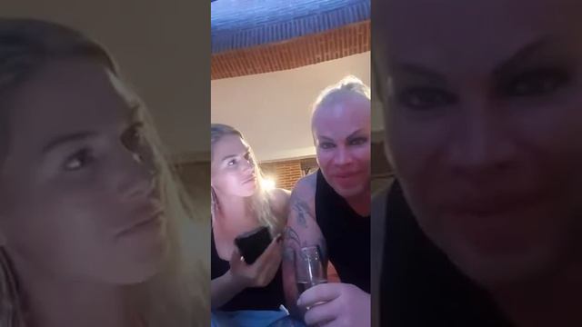 Саша и Мася Шпак - Ирэн и Александр Мещанские(@aleksander.shpak @masyashpakofficial) • Instagram 64 смотреть онлайн