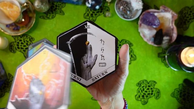 The Wild Unknown Alchemy Deck and Guidebook Review смотреть онлайн