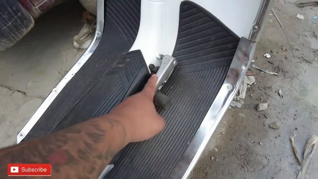 SCOOTER RESTORATION DAY 7: Almost 80% completed now. смотреть онлайн