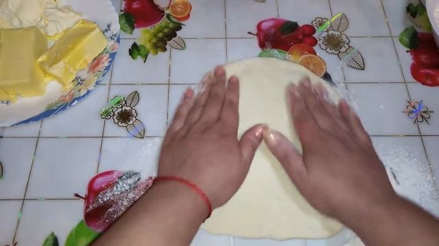 Слоеное тесто.НА КУХНЕ У ЦЫГАНОЧКИ.#слоеноетесто# смотреть онлайн