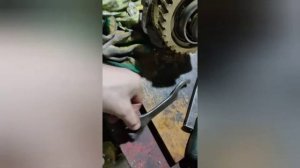 Разобрал поворотный редуктор Tadano z253