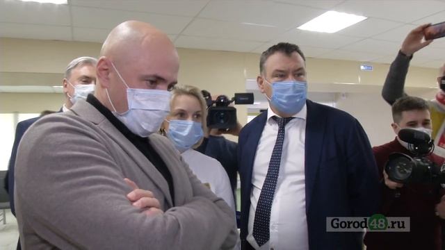 Губернатор Игорь Артамонов стал первым пациентом в отремонтированной поликлинике смотреть онлайн