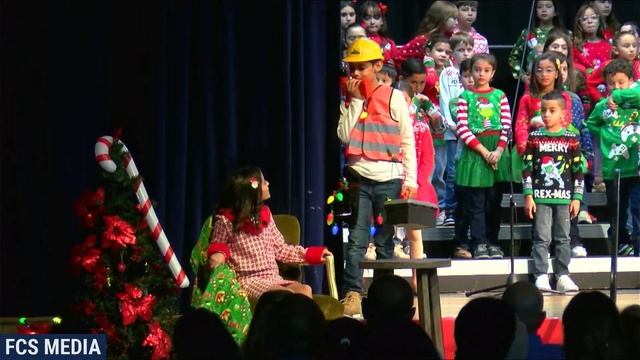 "A Christmas Yarn" | 1st-4th Grade Christmas Program | 12/8/22 смотреть онлайн