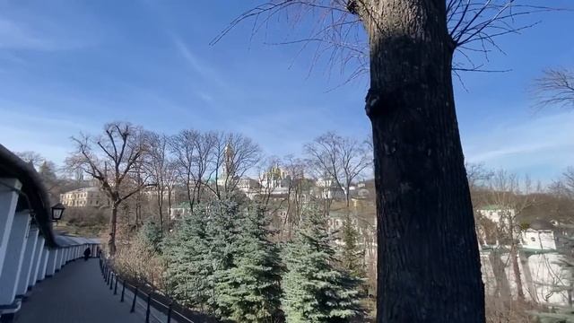 Киево-Печерская Лавра. Сегодня 14.03.2023. смотреть онлайн