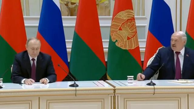 Встретились как-то два агрессора-диктатора и один другому говорит 👆🏻 смотреть онлайн