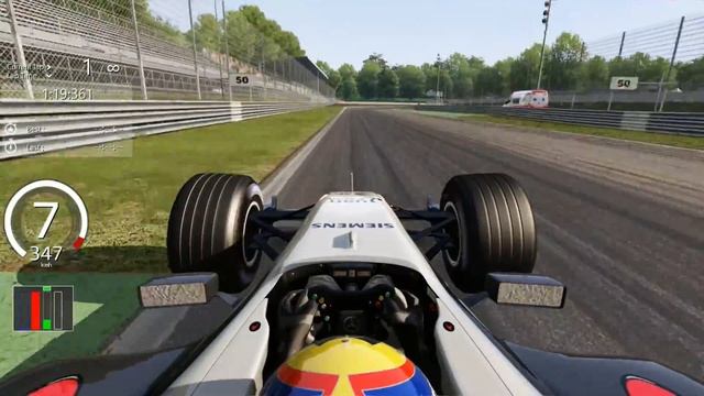Assetto Corsa - Taking the MP4/20 Even Faster смотреть онлайн