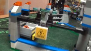 [ОБЗОР ЛЕГО] Мир Юрского Периода - Побег Рапторов (75920)