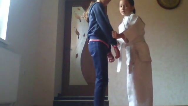 Копия видео "3 легких прийома з дзюдо!!!" смотреть онлайн