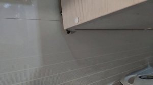 Монтаж углового, светодиодного профиля для подсвет кухонного гарнитура.