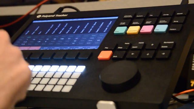 Hip Hop vibes with Polyend Tracker ! смотреть онлайн