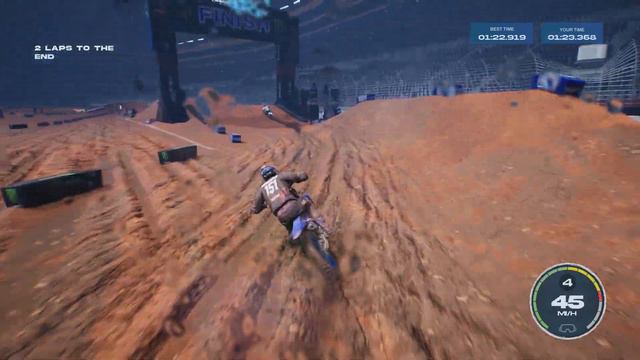 Stock Bike At A Rainy Speedway! - 250 East Career Episode 7 - Monster Energy Supercross 6 смотреть онлайн