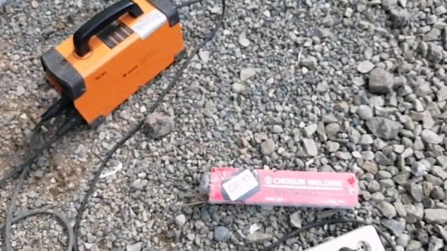 сварка герметичной емкости под воду с подробностями #сантимшва #сваркаэлектродом #сварка #сварщик смотреть онлайн