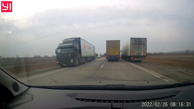 Сегодня водитель фуру не справился с управлением и слетел в кувейт под Волгоградской области смотреть онлайн