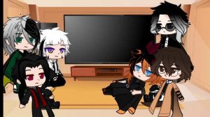 Реакция великий из бродячих псов на клинок рассекающий демонов.