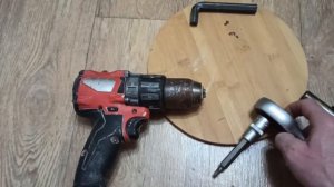 Как снять патрон с шуроповерта Milwaukee