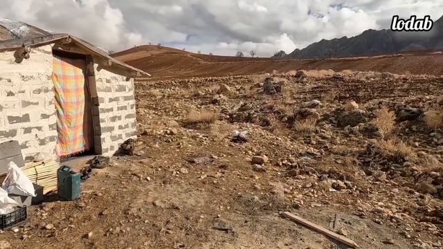 Nomadic Woman Gives BIRTH To BABY In The Mountains 👨👩👧