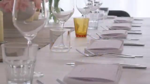 Metti una sera a cena / Supper Club in Berlin смотреть онлайн