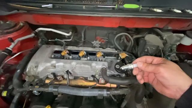 HOW TO REPLACE SPARK PLUGS ON A 2003 - 2012 TOYOTA MATRIX смотреть онлайн