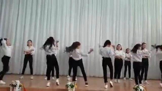 Классный танец. Современные танцы 2020 смотреть онлайн