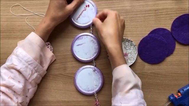 ESKİ KAVANOZ KAPAKLARI İLE YAPABİLECEK HARİKA BİR GERİ DÖNÜŞÜM FİKRİ // HOW TO RECYCLE GLASS JAR LI смотреть онлайн