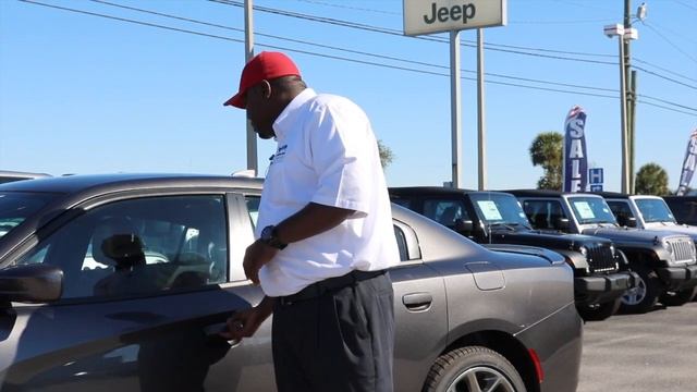 Features and Benefits of a Key Fob and Remote Start Video at Gator Chrysler Dodge Jeep Ram смотреть онлайн