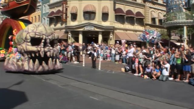 Disney Festival of Fantasy Parade Debut at the Magic Kingdom (2014) смотреть онлайн