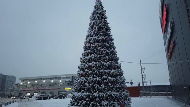 Щербинка. Новогодняя ёлка у ТЦ Акварель смотреть онлайн