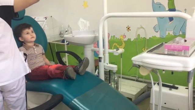 Детский стоматолог это страшно или нет?! 🤗 Аня на приеме у стоматолога! 😆 смотреть онлайн