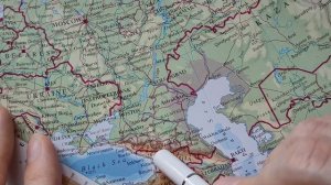 АСМР Иностранец смотрит карту России с городами ???️ ASMR Map of Russia by a foreigner