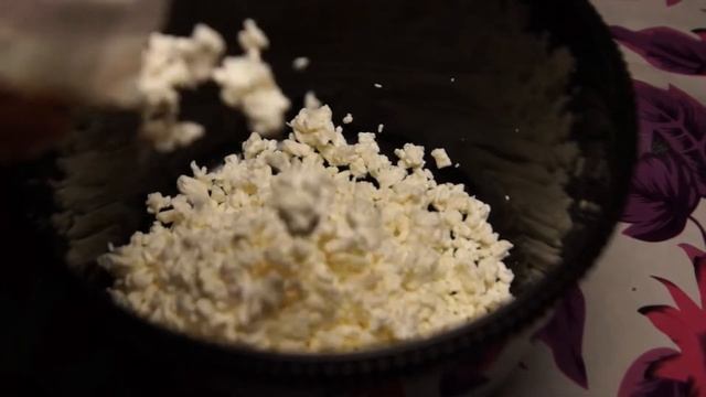 Творожный десерт с вареньем и кокосовый стуршкой, Это простой рецепт, Очень вкусный десерт смотреть онлайн