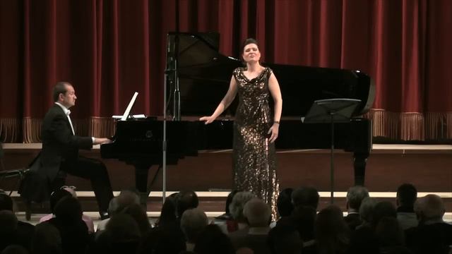 Marina Rebeka - ROSSINI Bel raggio lusingier (Semiramide) смотреть онлайн