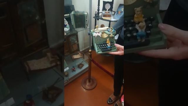 старинный шкатулки из дома-музея Ивана Дмитриевича Василенко (Таганрог)) смотреть онлайн