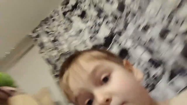 не скидывайте свой телефон планшет ноутбук и не спрыгивайте с 3 высоты и 4 и 2 этажа смотреть онлайн