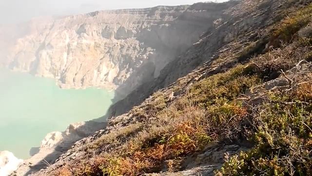 Вулкан, Восточная Ява.Volcano. смотреть онлайн