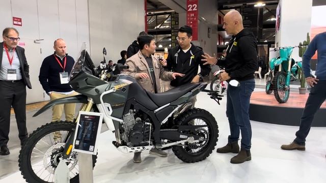 Kove 800 Adventure X Rally a EICMA 2023 [ENGLISH SUB] смотреть онлайн