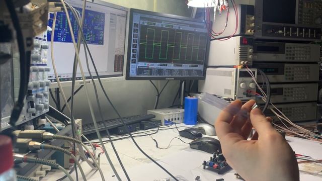 Тестовая плата генератора сигналов на базе TL494 смотреть онлайн