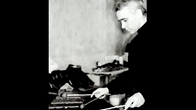 Manuel de Falla "Nana" - Extract of the "Suite Populaire Espagnole" [Marimba : Francois Du Bois] смотреть онлайн