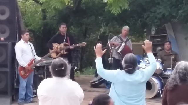 Los Vencedores - huapanguito смотреть онлайн