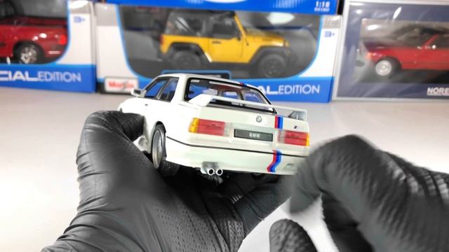 BMW M3 (E30) 1988 1:24 Bburago Diecast Model Review смотреть онлайн