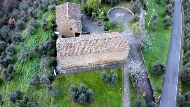 Birthplace of Leonardo Da Vinci (drone), Anchiano, Vinci, Florence, Tuscany, Italy, Europe смотреть онлайн