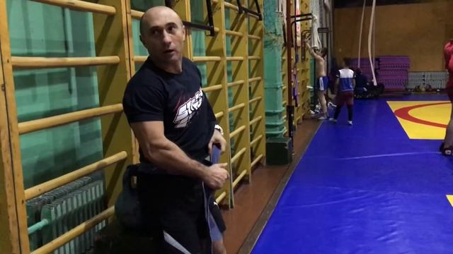 Поздравление самбистов и дзюдоистов Кармазинского О.В. смотреть онлайн
