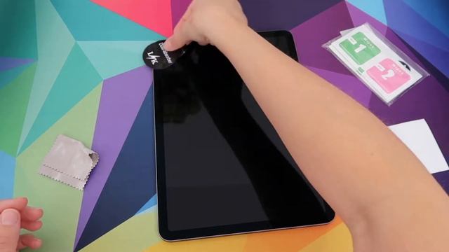 How to Install a TEMPERED GLASS Screen Protector on the iPad Air / iPad PRO - With NO Guide Sticker смотреть онлайн