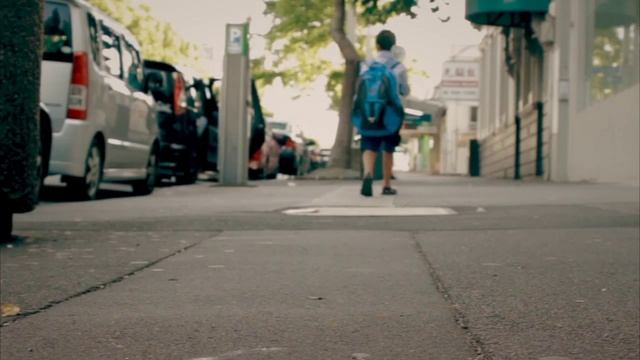 the little lamp # short film # warehouse ads / short film смотреть онлайн