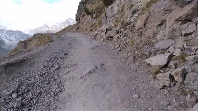 Полная видеоверсия пешего похода к водопаду Девичьи Косы смотреть онлайн