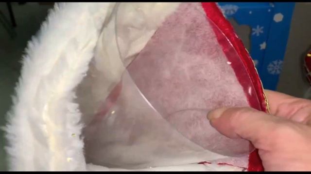 Наконец распаковала Дед Мороза и Снегурочку. смотреть онлайн