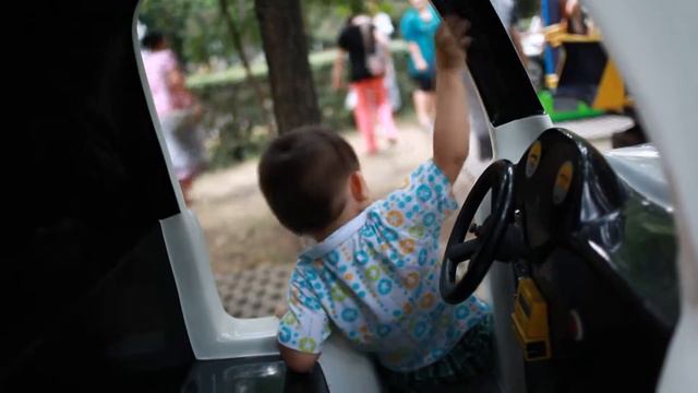 День Рождение Артемий смотреть онлайн